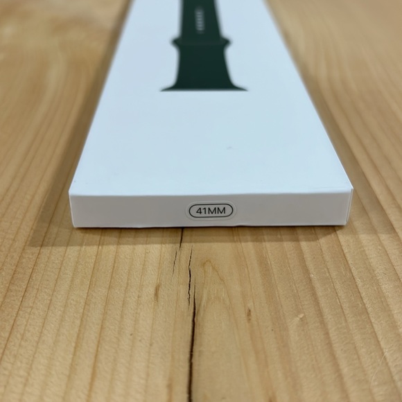 Apple 41mm Clover green watch band - Picture 3 of 8